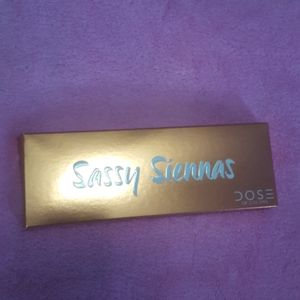 Beautiful Dassy Siennas Eye shadows